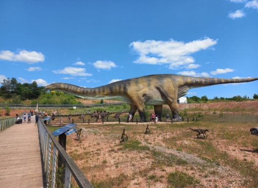 &quot;Jura Park&quot; - Park Dinozaurów w Krasiejowie